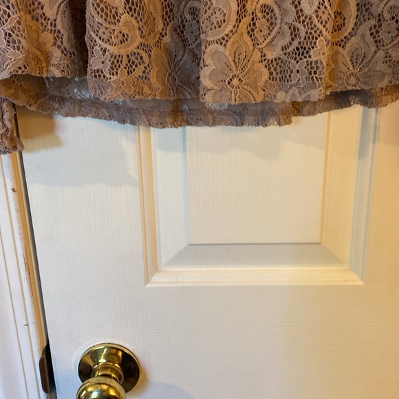 Top - Picture 7 of 12